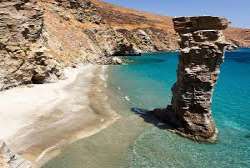 The island covers an area of 2,300 sq. miles with The island covers an area of 2,300 sq. miles with varying land and textures. It has deserted beaches and freshwater lakes in addition to an immense fi